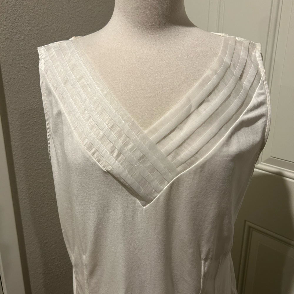 Nic +zoe white sleeveless shirt tank